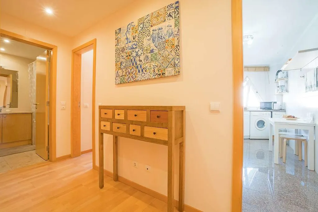 Apartment 1-Minute Walk To The Metro And 2 To The Supermarket Lisbon Portugal